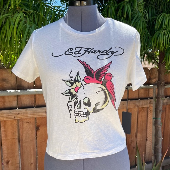 Ed Hardy Swiftlet Cropped Tee - Picture 7 of 7